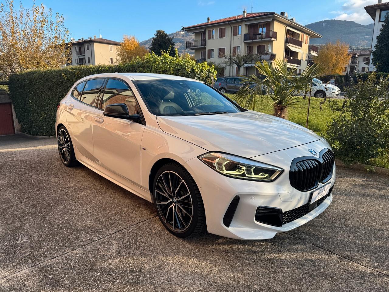 Bmw 118i 5p. Msport AUTO