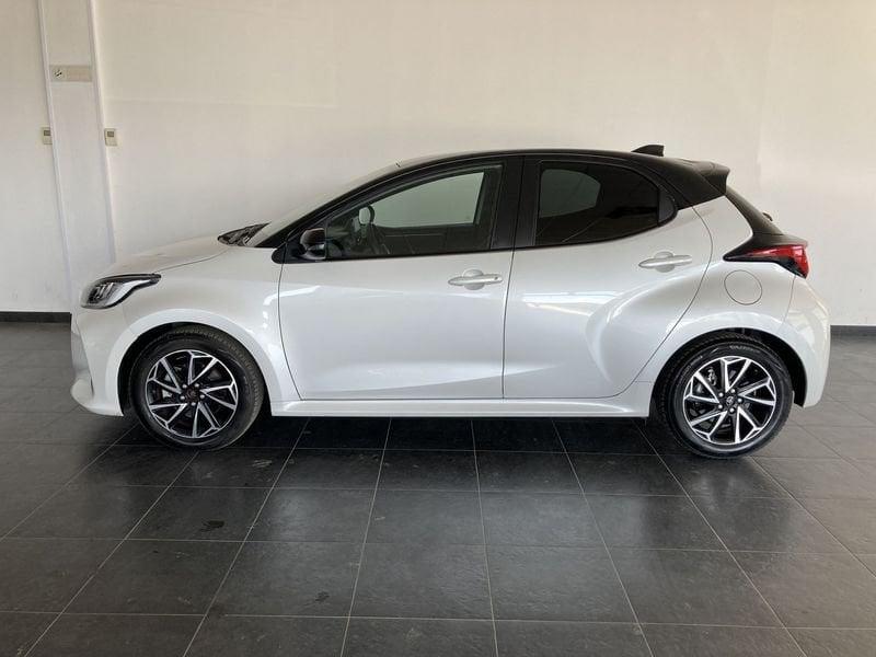 Toyota Yaris Hybrid Style MY21