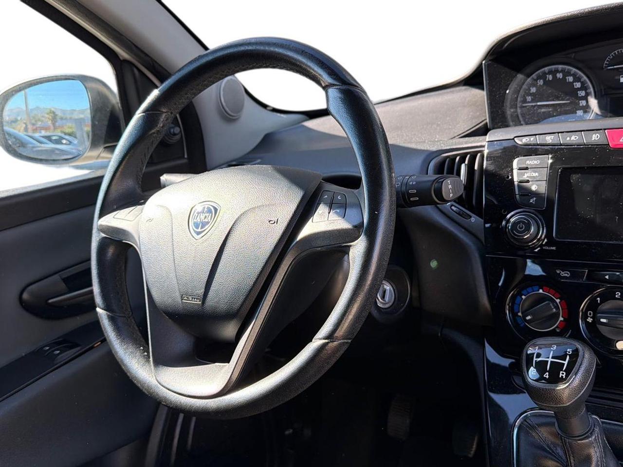 Lancia Ypsilon 1.3 mjt platinum s&s 95cv