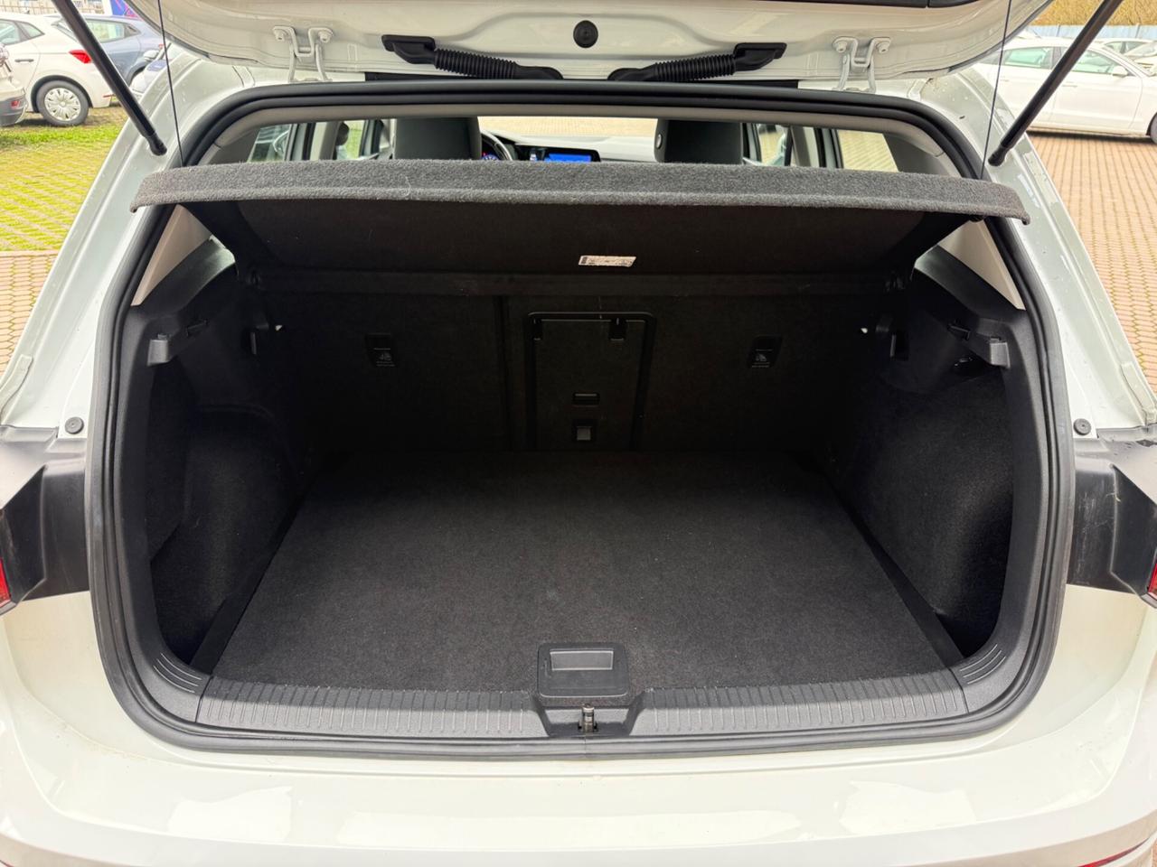 Volkswagen Golf 1.0 TSI EVO Life