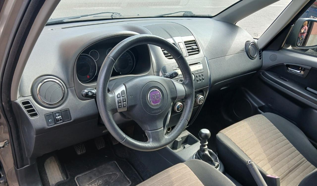 FIAT Sedici 4x4 2.000 MultiJet 136cv Km148.000