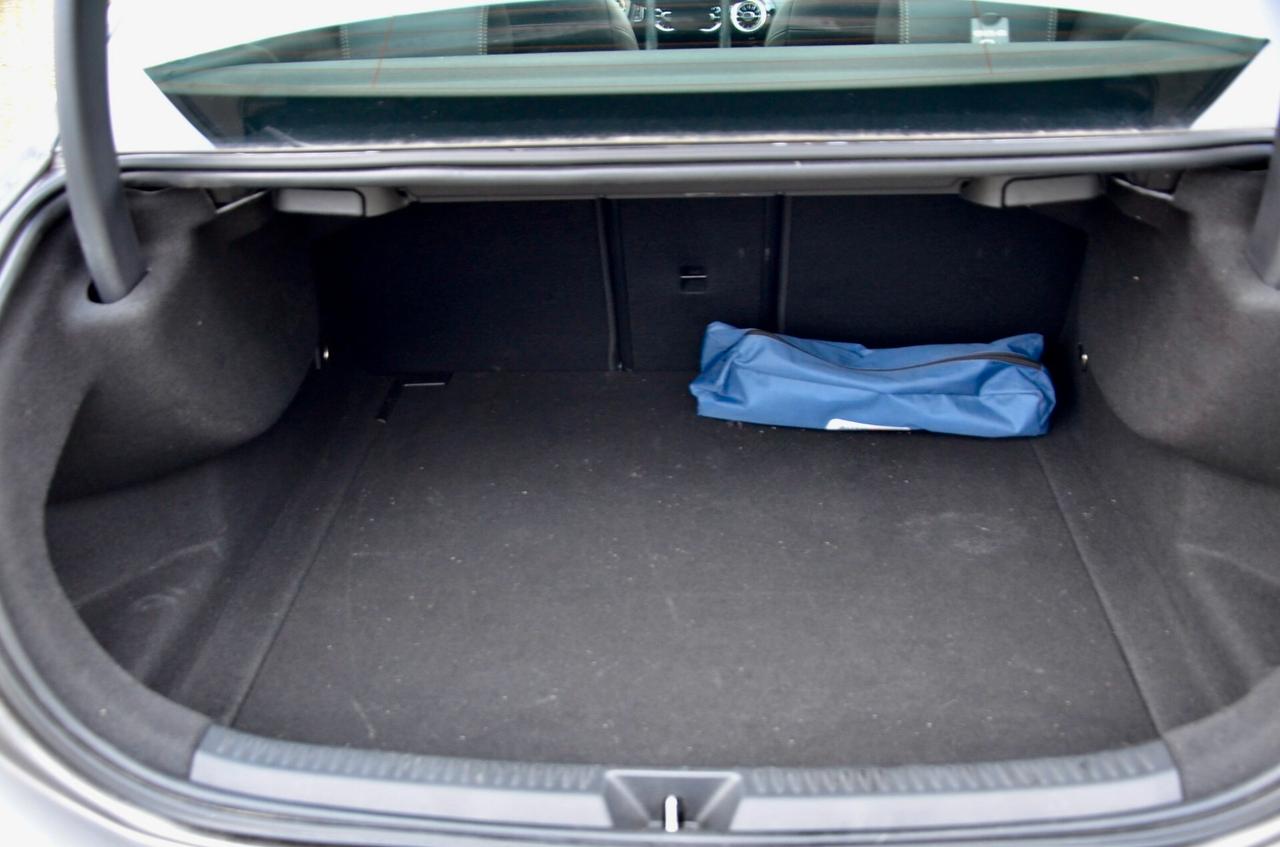 MERCEDES-BENZ A 180d SPORT 116cv AUTO, UFF ITALIANA, SERVICE CON FATTURE, EURO 6D, FARI LED, NAVI, RETROCAMERA, APPLE ANDROID, LUCI 64 COLORI, PERMUTE