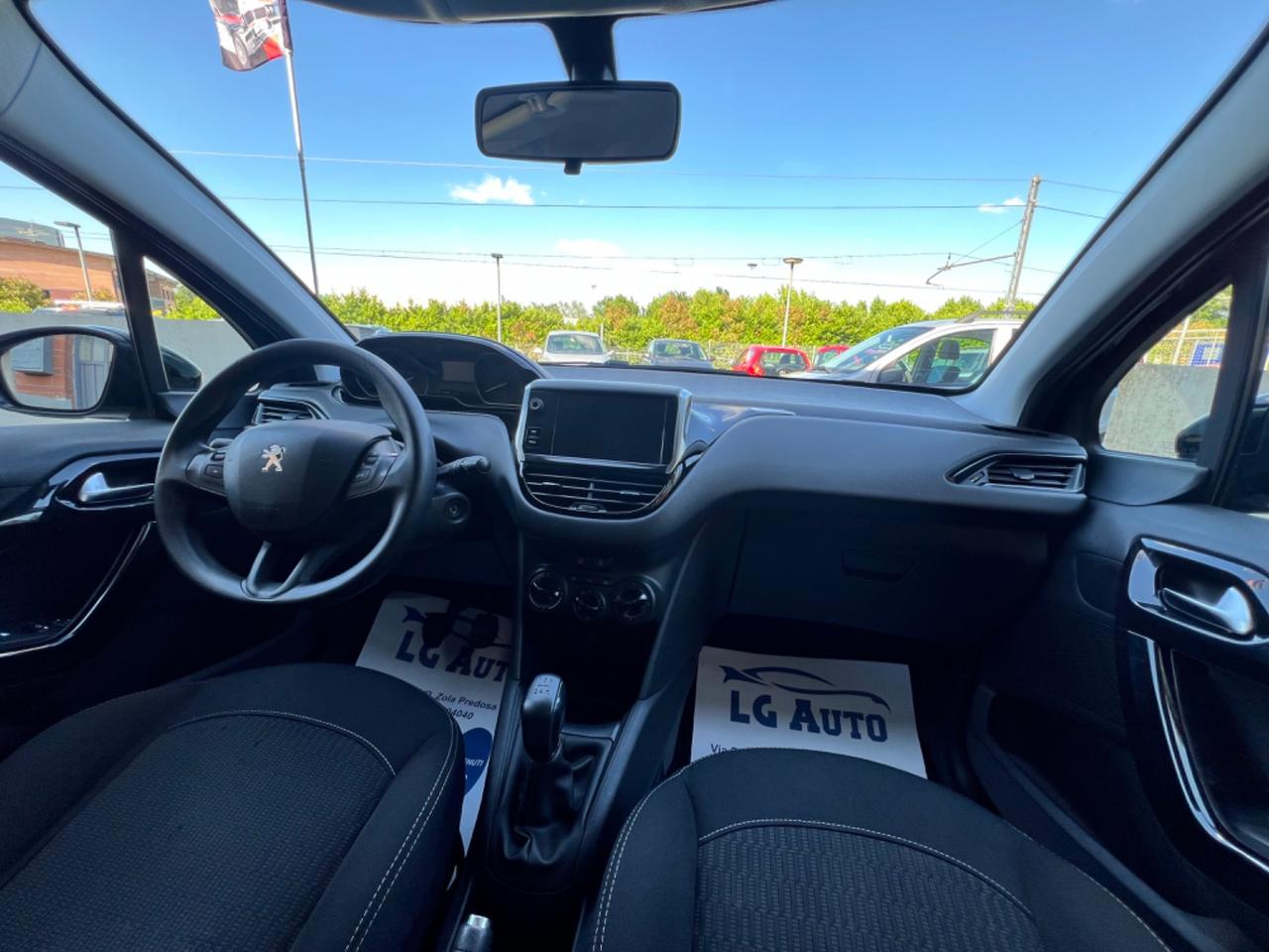 Peugeot 208 BlueHDi 75 5 porte Allure