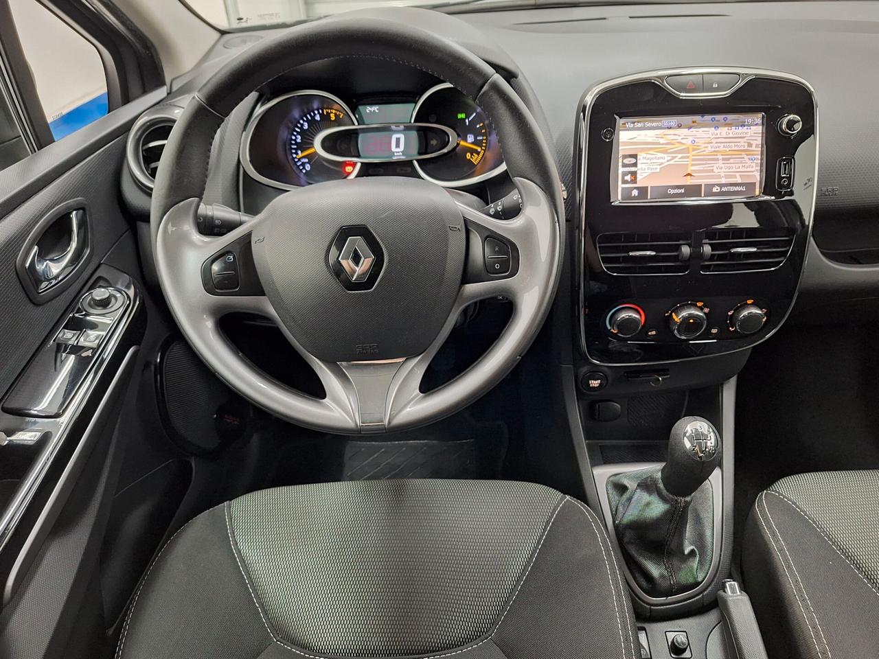 Renault Clio 1.5 dCi 75cv Costume National