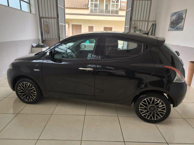 LANCIA Ypsilon 1.0 FireFly 5 porte S&S Hybrid Alberta Ferretti