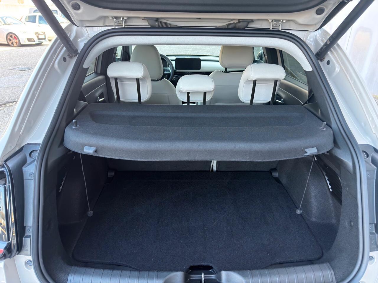 Fiat 600 Hybrid 136 CV DCT MHEV La Prima