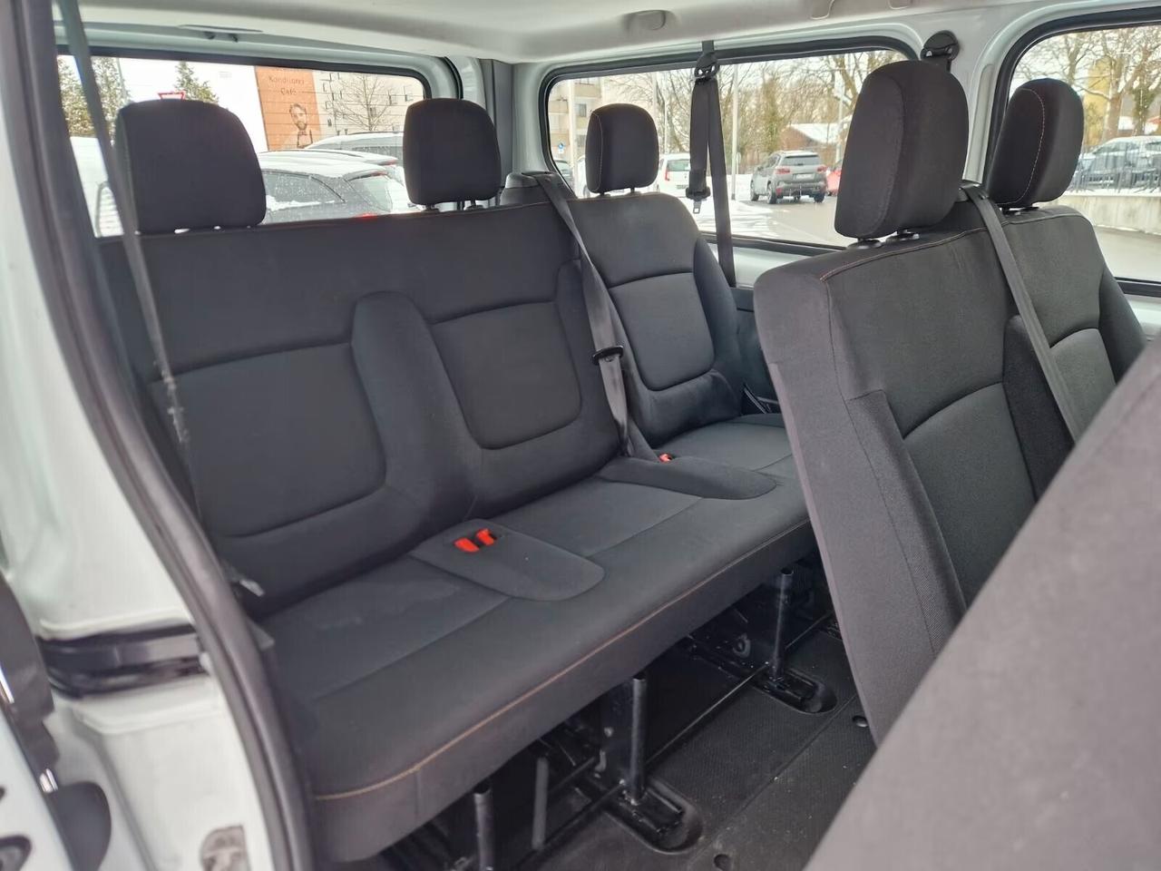 Renault Trafic T29 Combi L2H1 9 posti/navigatore/aria