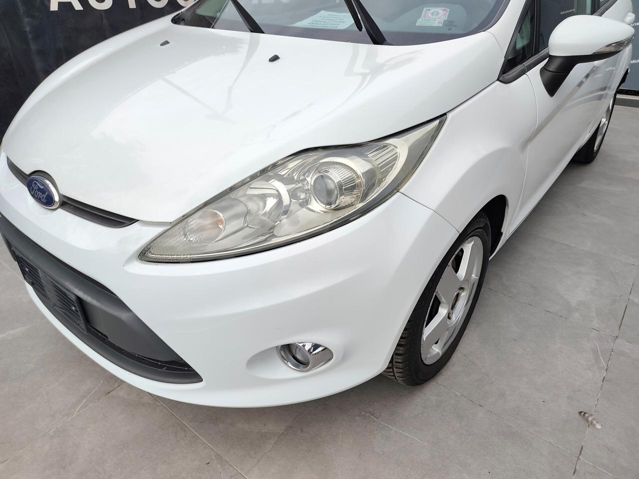 Ford Fiesta 1.4 TDCi 5p. Titanium