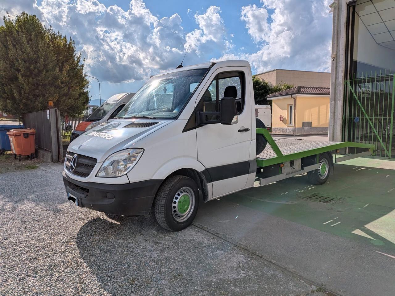 Mercedes-benz Sprinter attrezzato carro atrezzi