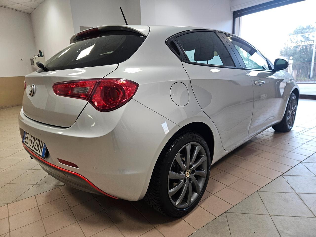 Alfa Romeo Giulietta 1.6 JTDm-2 105 CV Exclusive