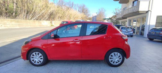 TOYOTA Yaris 1.0 5 porte Active