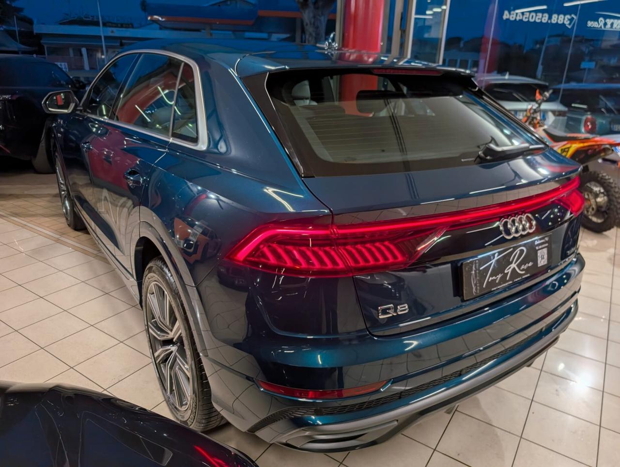 Audi Q8 45 TDI quattro 3.0 diesel S-LINE IVA ESPOSTA