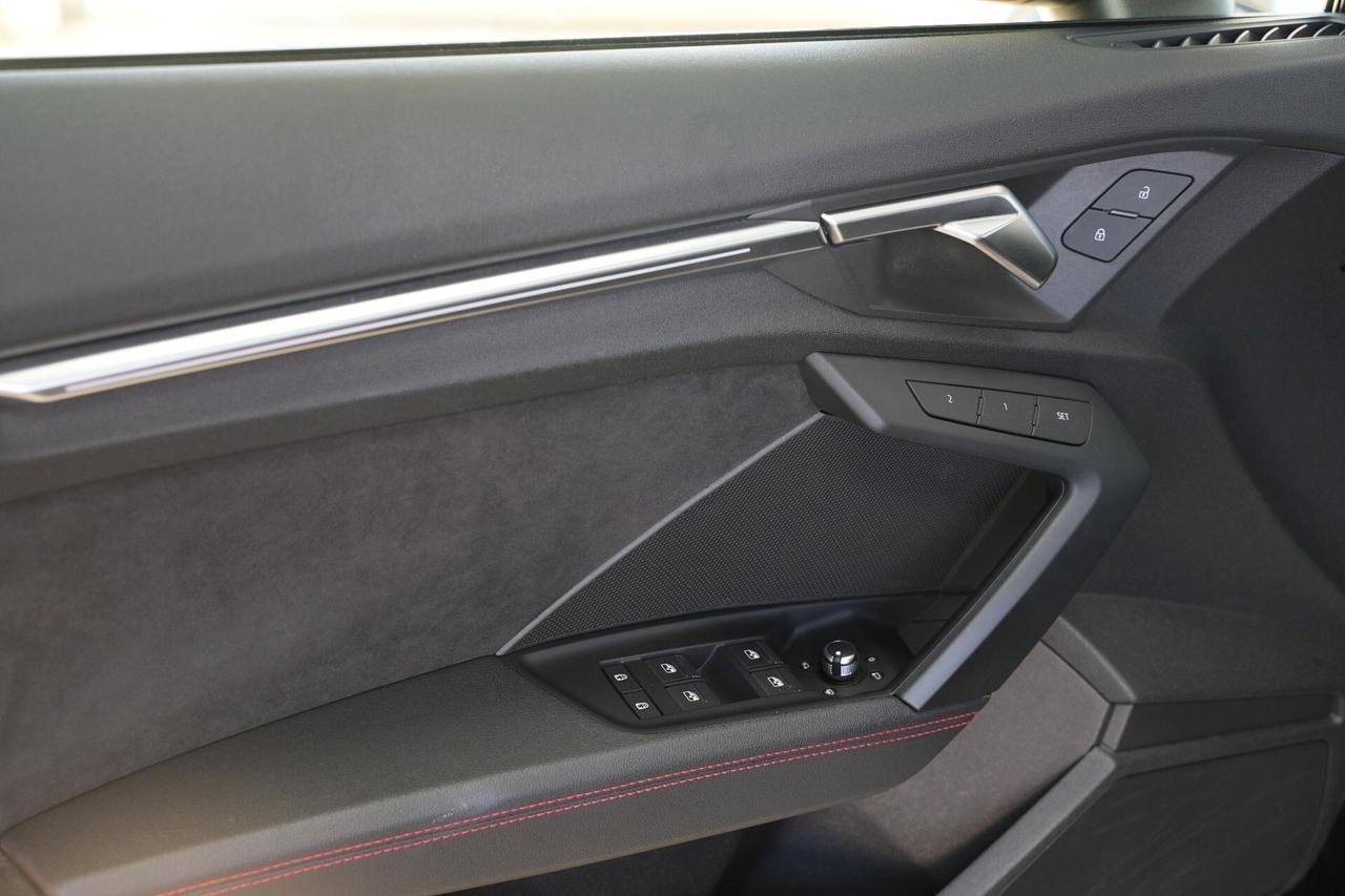 Audi A3 RS 3 SPB TFSI quattro S tronic