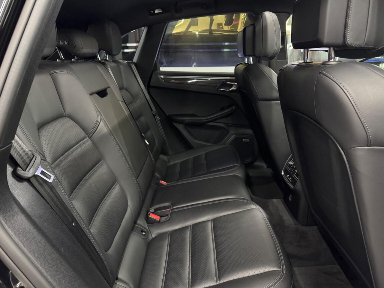 Porsche Macan 3.0S Total Black Iper Full