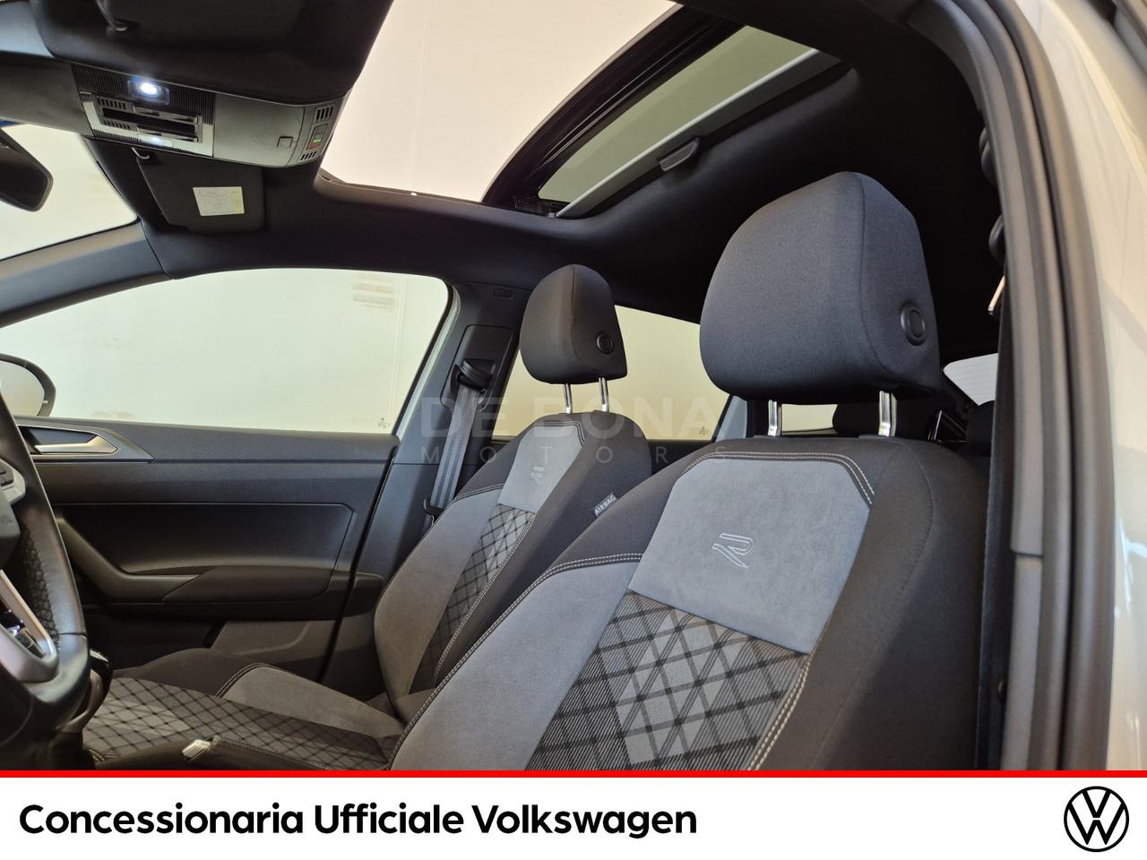 Volkswagen Taigo 1.0 tsi r-line 110cv