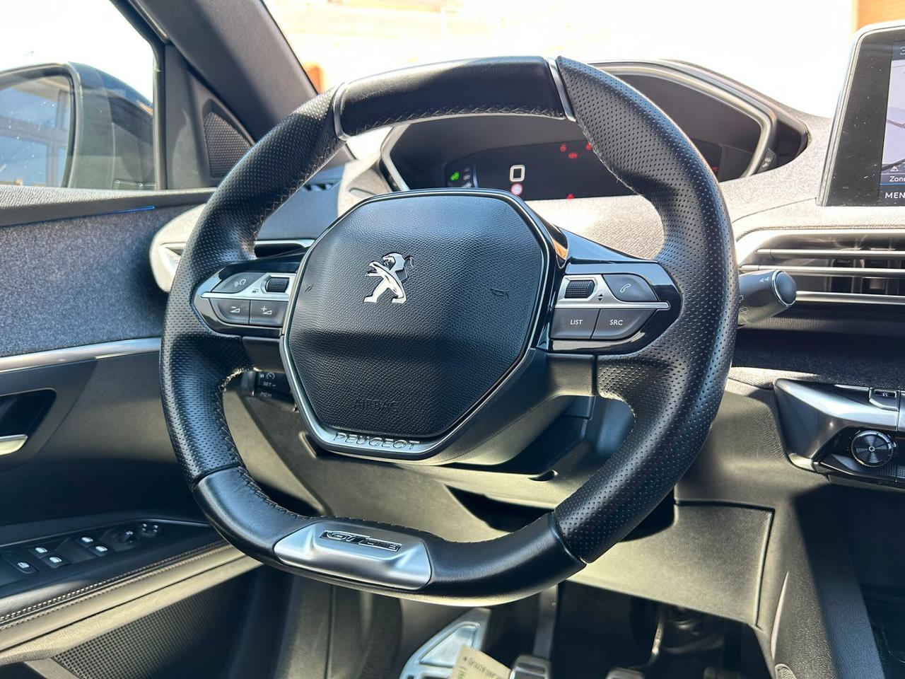 Peugeot 3008 1.5 BlueHDI 130Cv GTLINE-2018