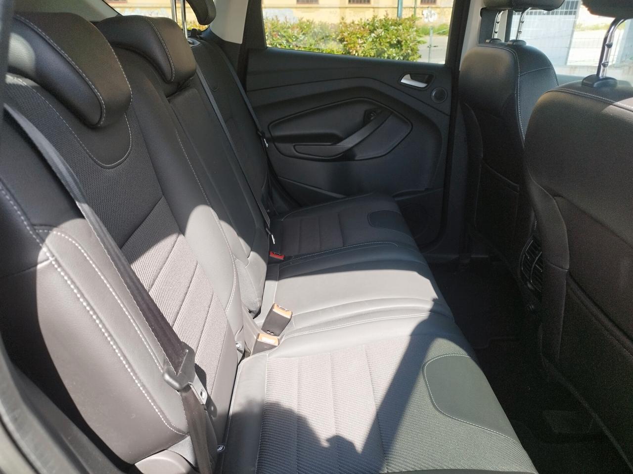 Ford Kuga 2.0 TDCI 140 CV 4WD automatico KM 59400
