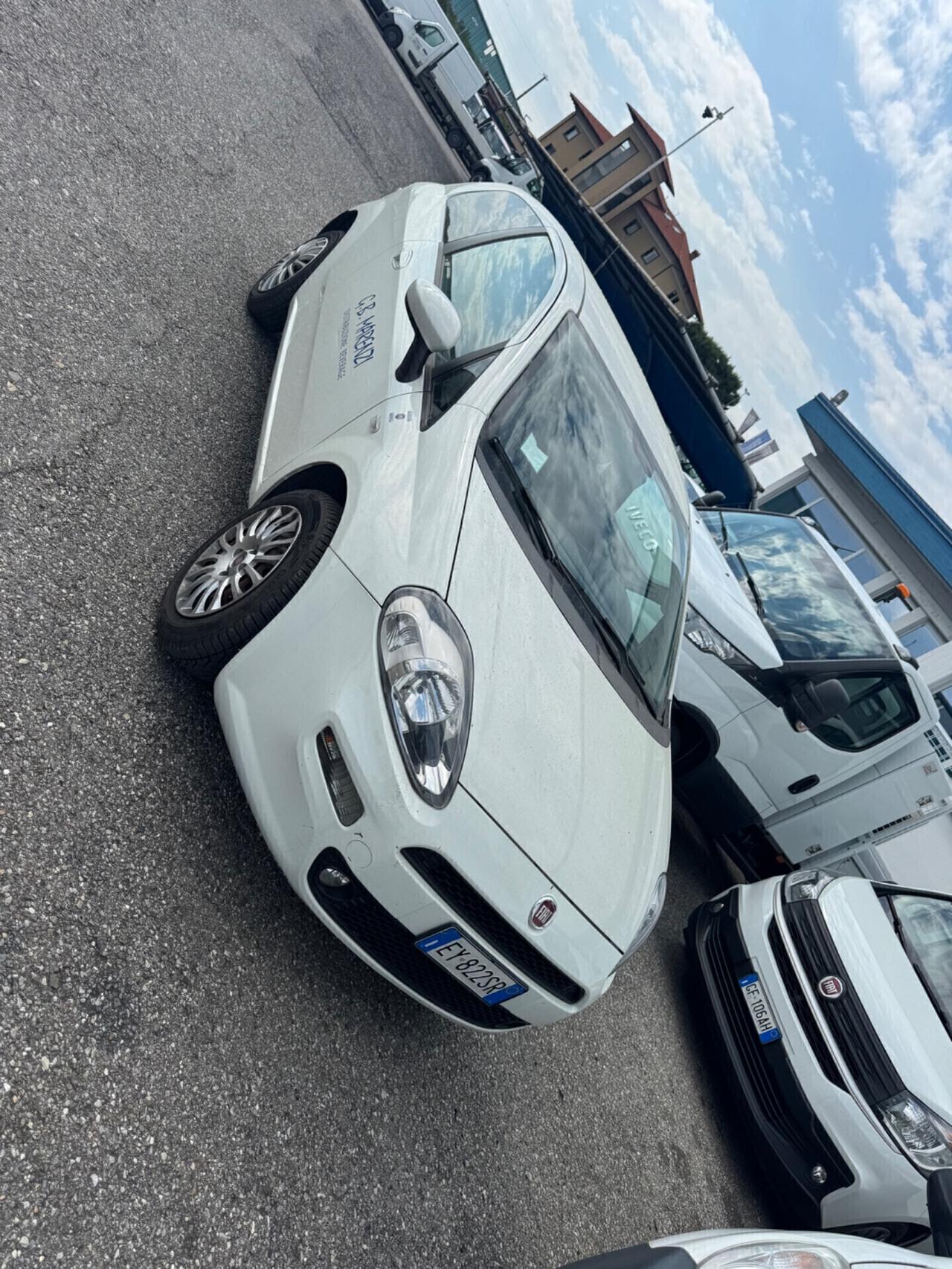 Fiat Punto 1.3 MJT II 75 CV 3 porte Lounge