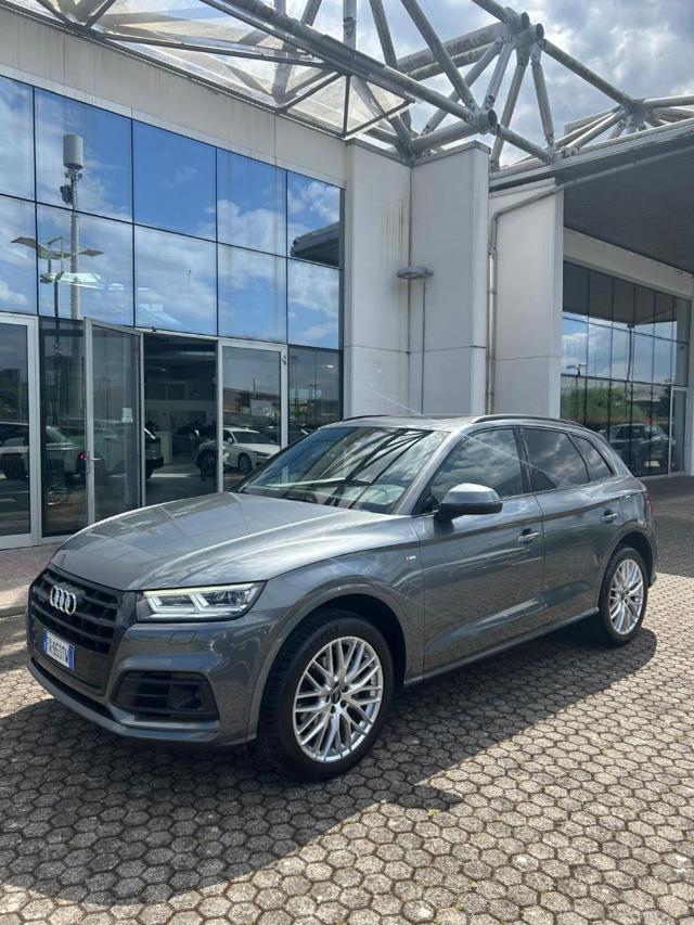 AUDI Q5 40 TDI quattro S tronic S line plus