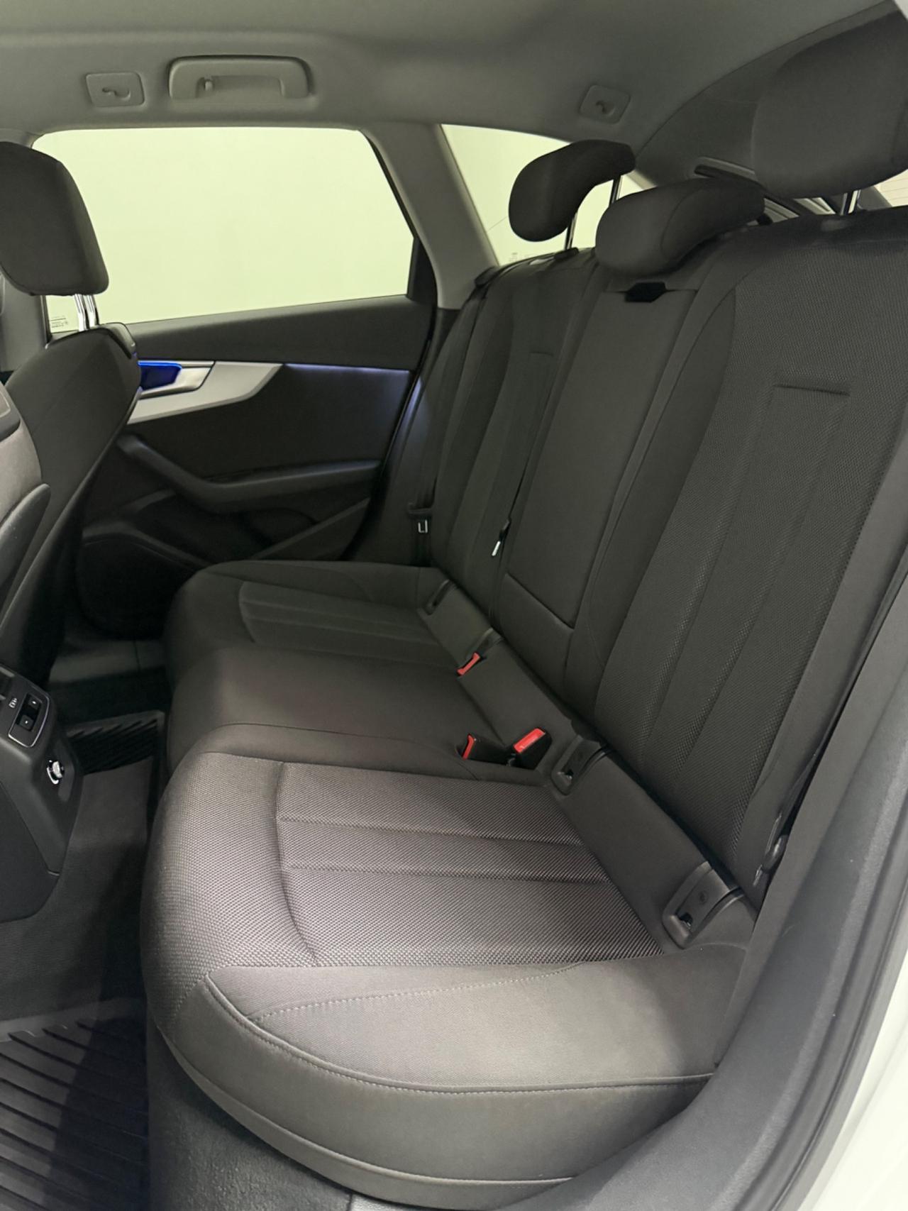 Audi A4 35 TDI/163 CV S tronic Sport