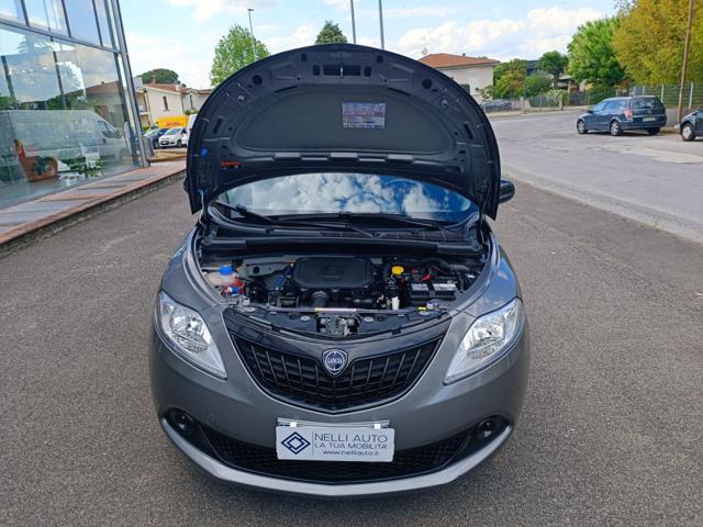 LANCIA Ypsilon 1.0 FireFly 5 porte S&S Hybrid Silver Plus