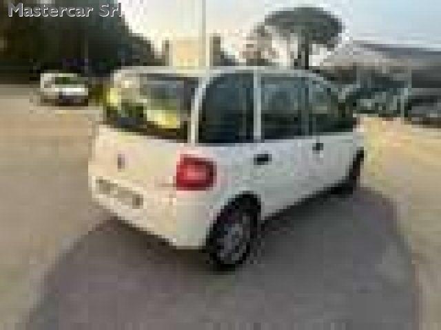 FIAT Multipla Multipla 1.6 16v ELX bipower tg. DY281SV
