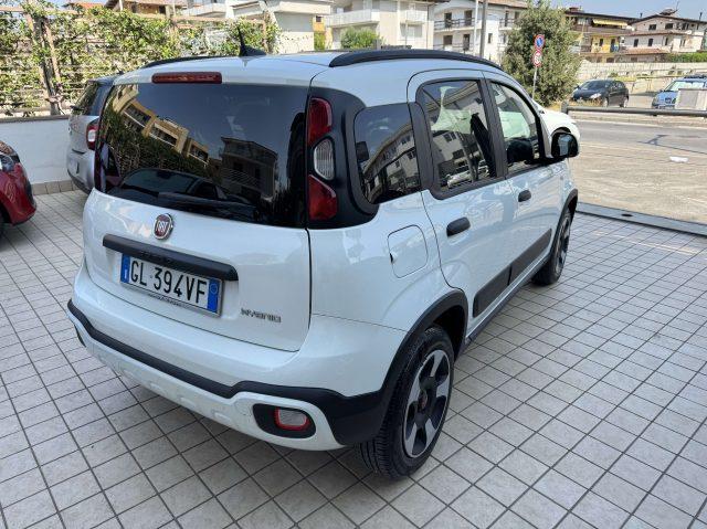 FIAT Panda 1.0 firefly hybrid Cross s&s 70cv 5p.ti
