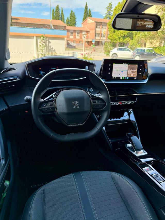 PEUGEOT 2008 motore elettrico 136 CV Allure Pack