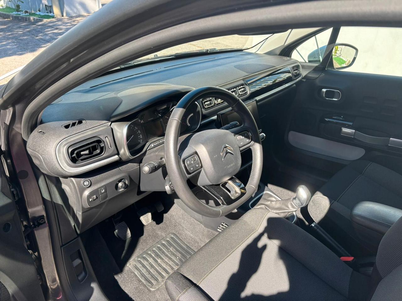 Citroen C3 1.2 PureTech 82 Shine Gpl