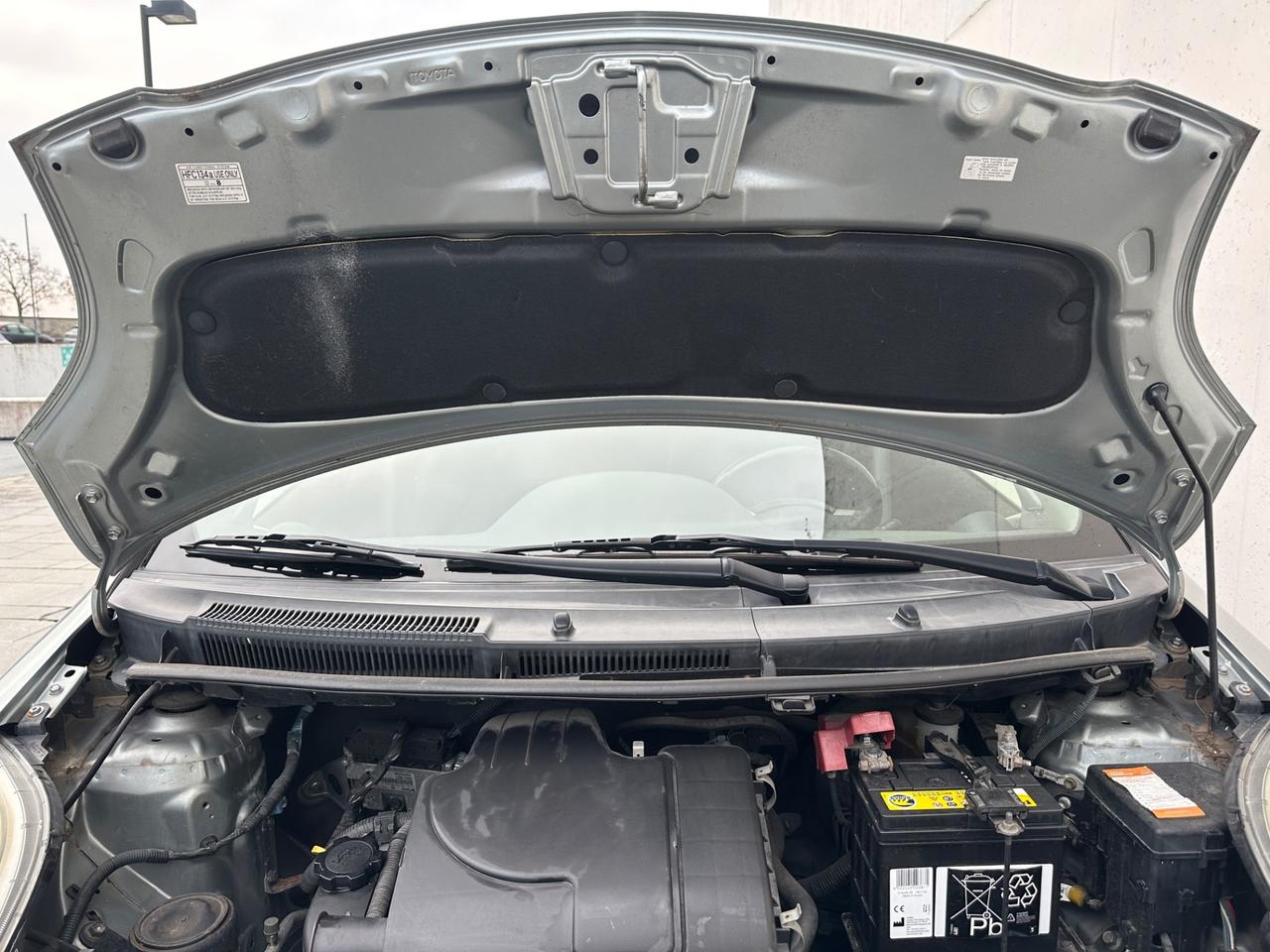 Toyota Yaris 1.0 5 porte Sol