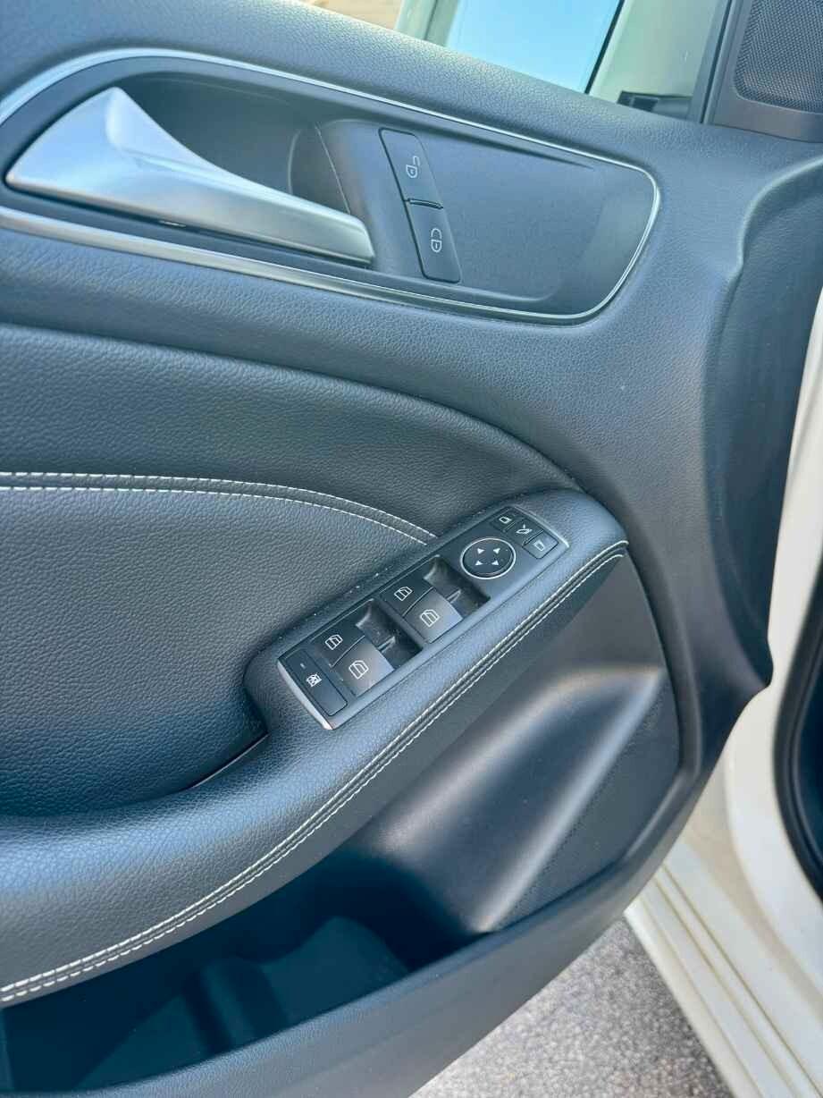 MERCEDES CLASSE B 180 D 1.5 PREMIUM