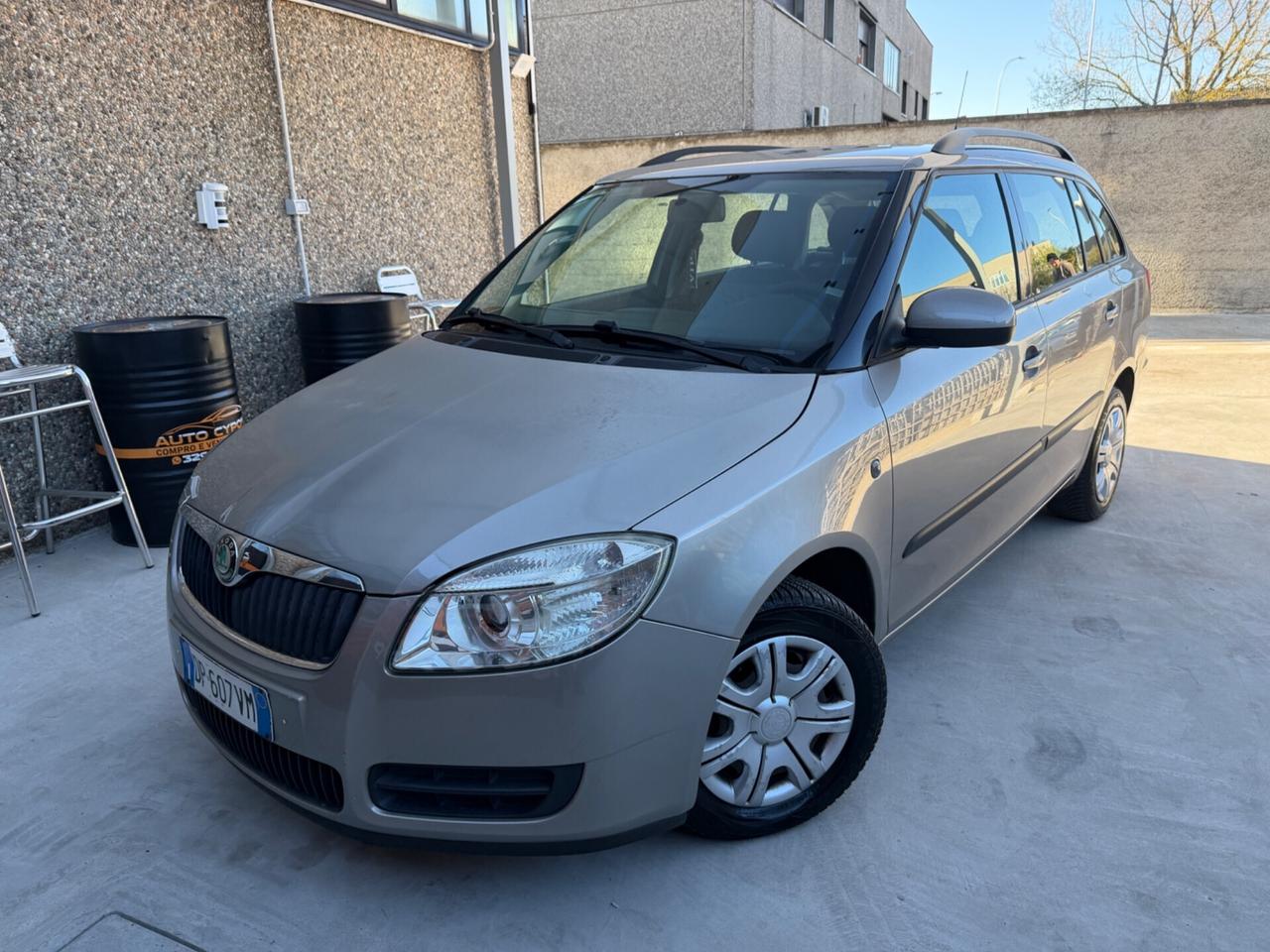 SKODA FABIA 1.4 BENZINA EURO4 COMERCIANTI