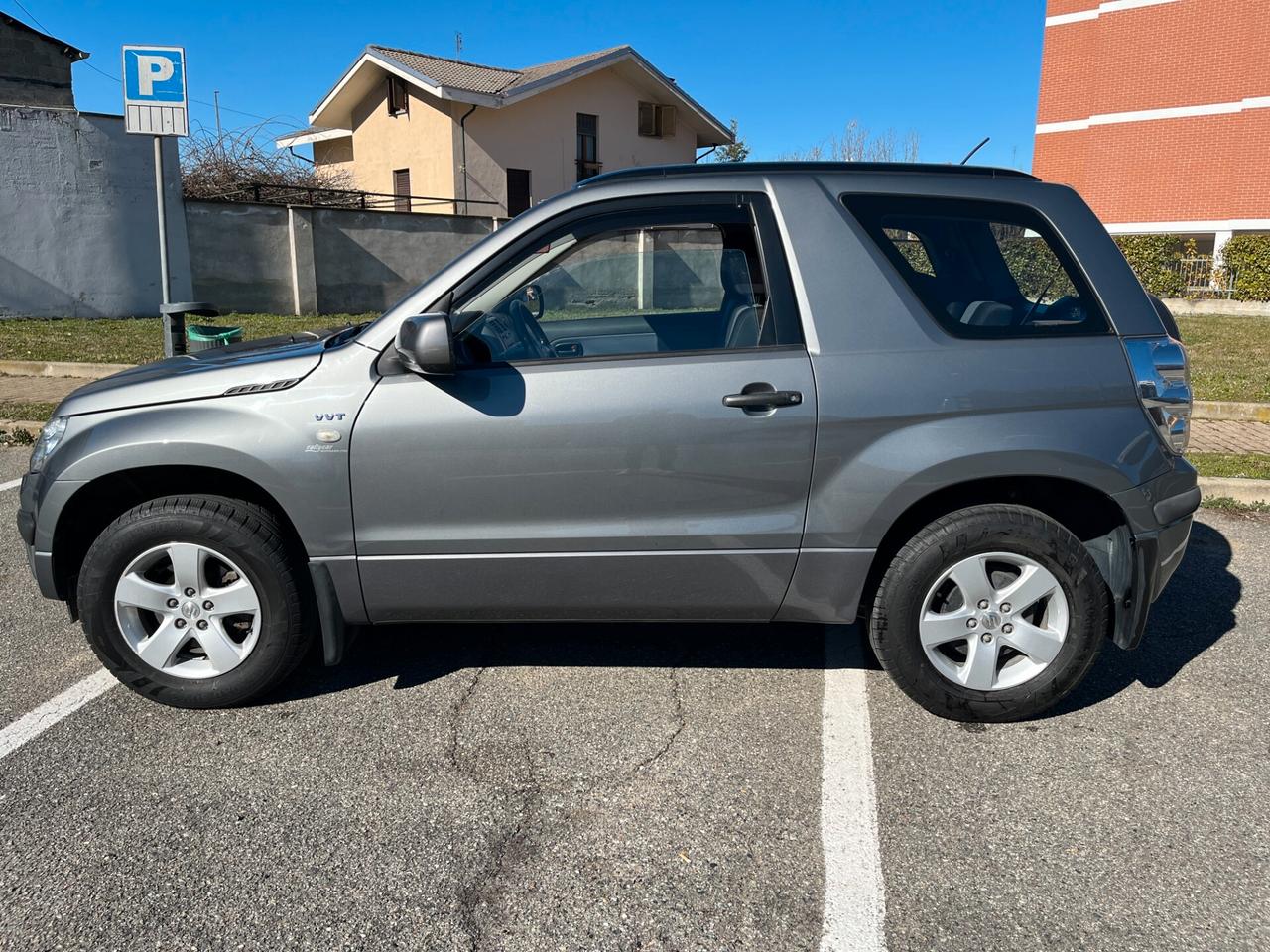 Suzuki Grand Vitara 1.6 *4X4 *BENZINA *POCHI KM