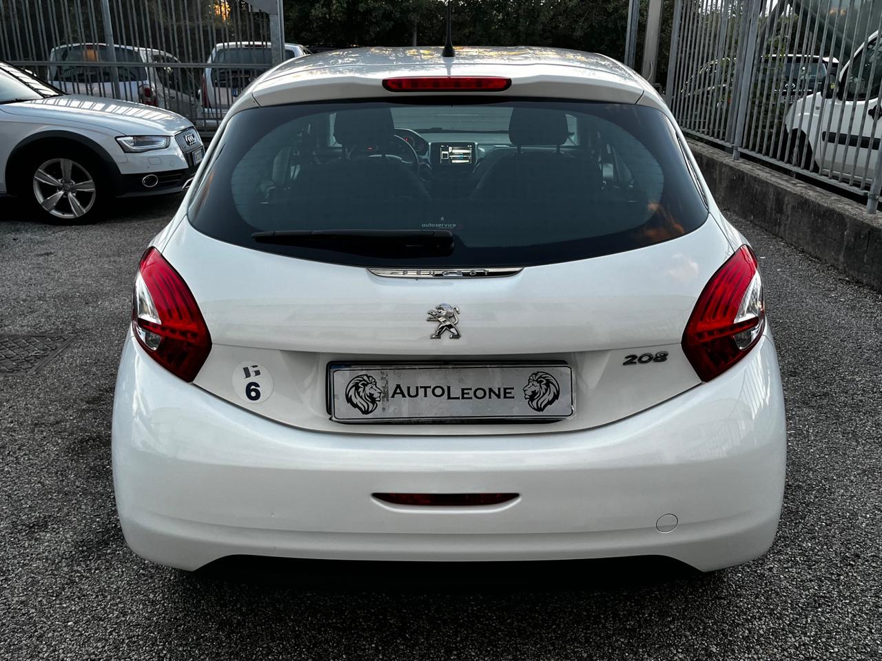 Peugeot 208 1.4 HDi 68 CV 5 porte Allure