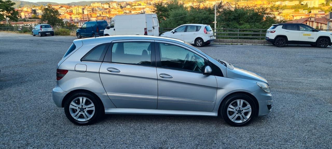 Mercedes-benz B 180 B 180 CDI Chrome - LowCost