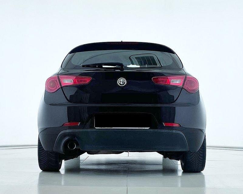 Alfa Romeo Giulietta Giulietta 1.6 JTDm-2 105 CV Distinctive