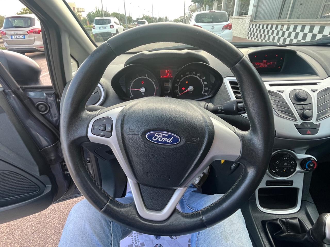 Ford Fiesta 1.4 5 porte Bz.- GPL Titanium 2012