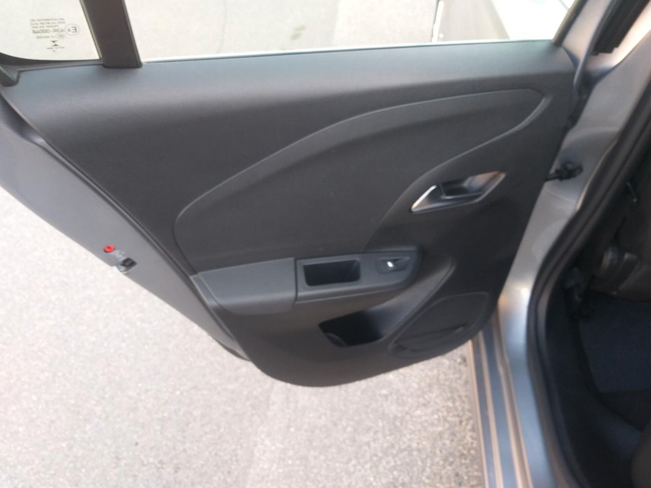 Opel Corsa 1.5 diesel 100 CV Elegance
