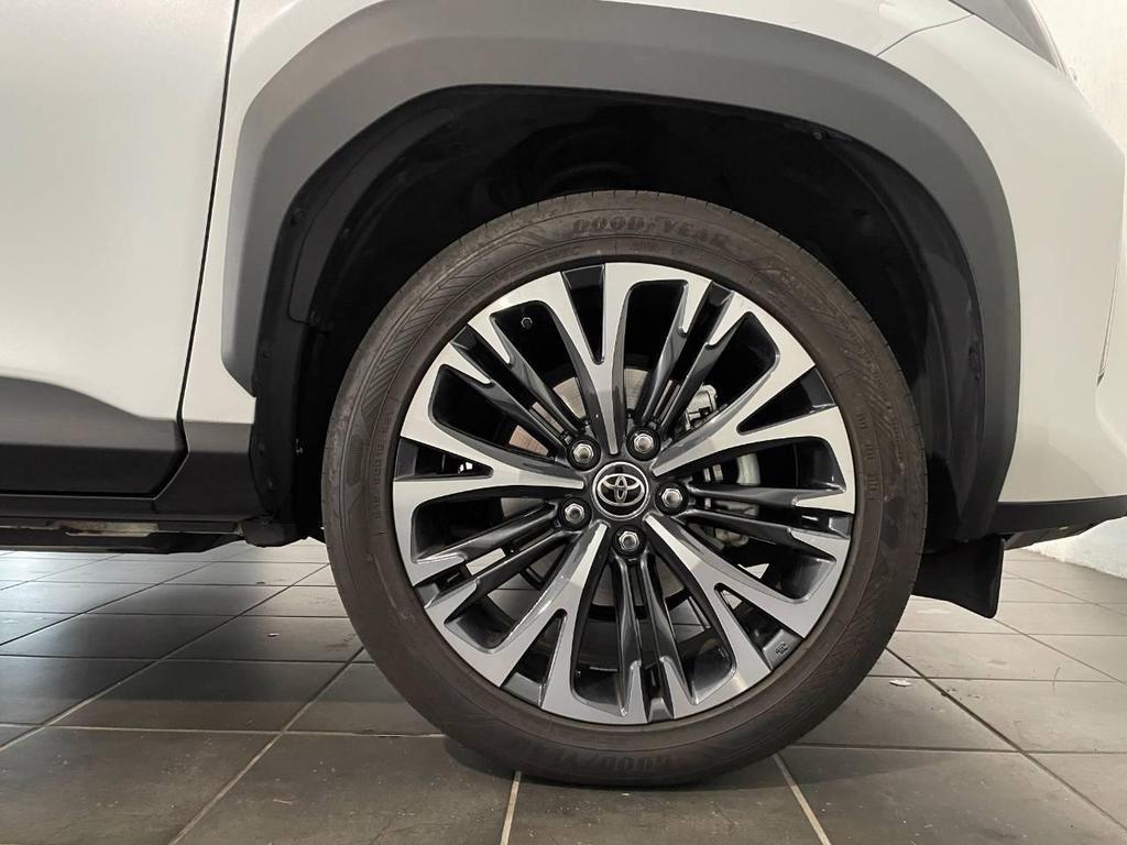 Toyota Yaris Cross 1.5 H Lounge FWD E-CVT