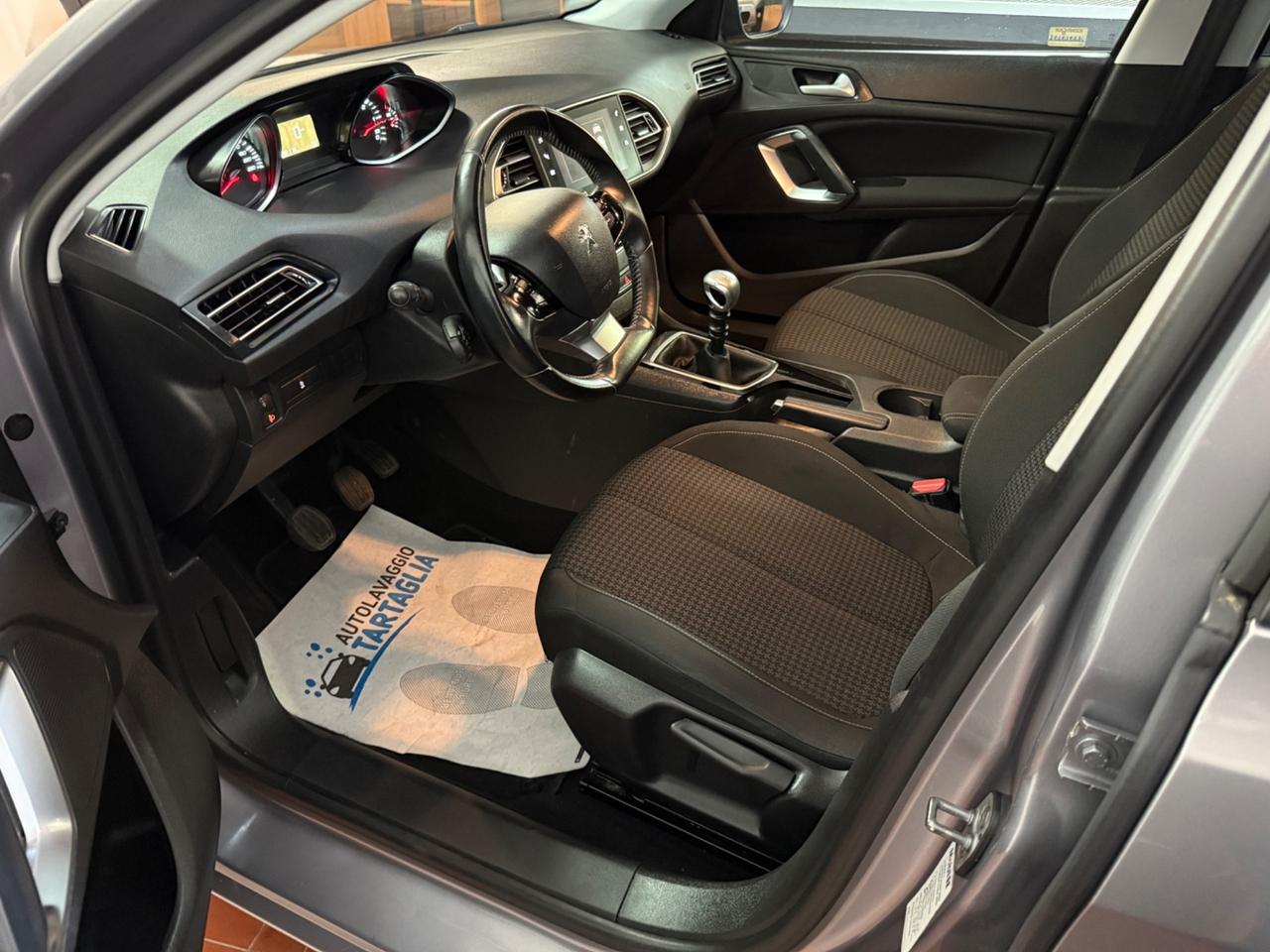 Peugeot 308 BlueHDi 100 S&S SW Business