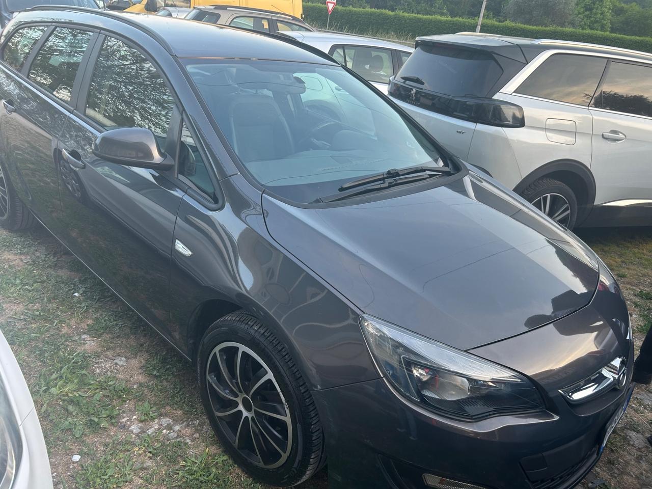 Opel Astra 1.4 Turbo 140CV Sports Tourer GPL Tech Elective