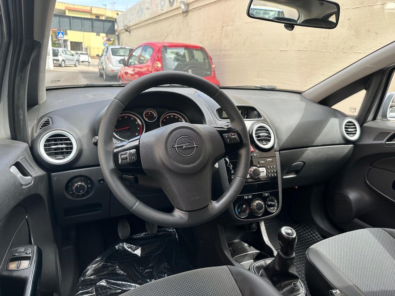 Opel Corsa 1.2 5 porte - 2008