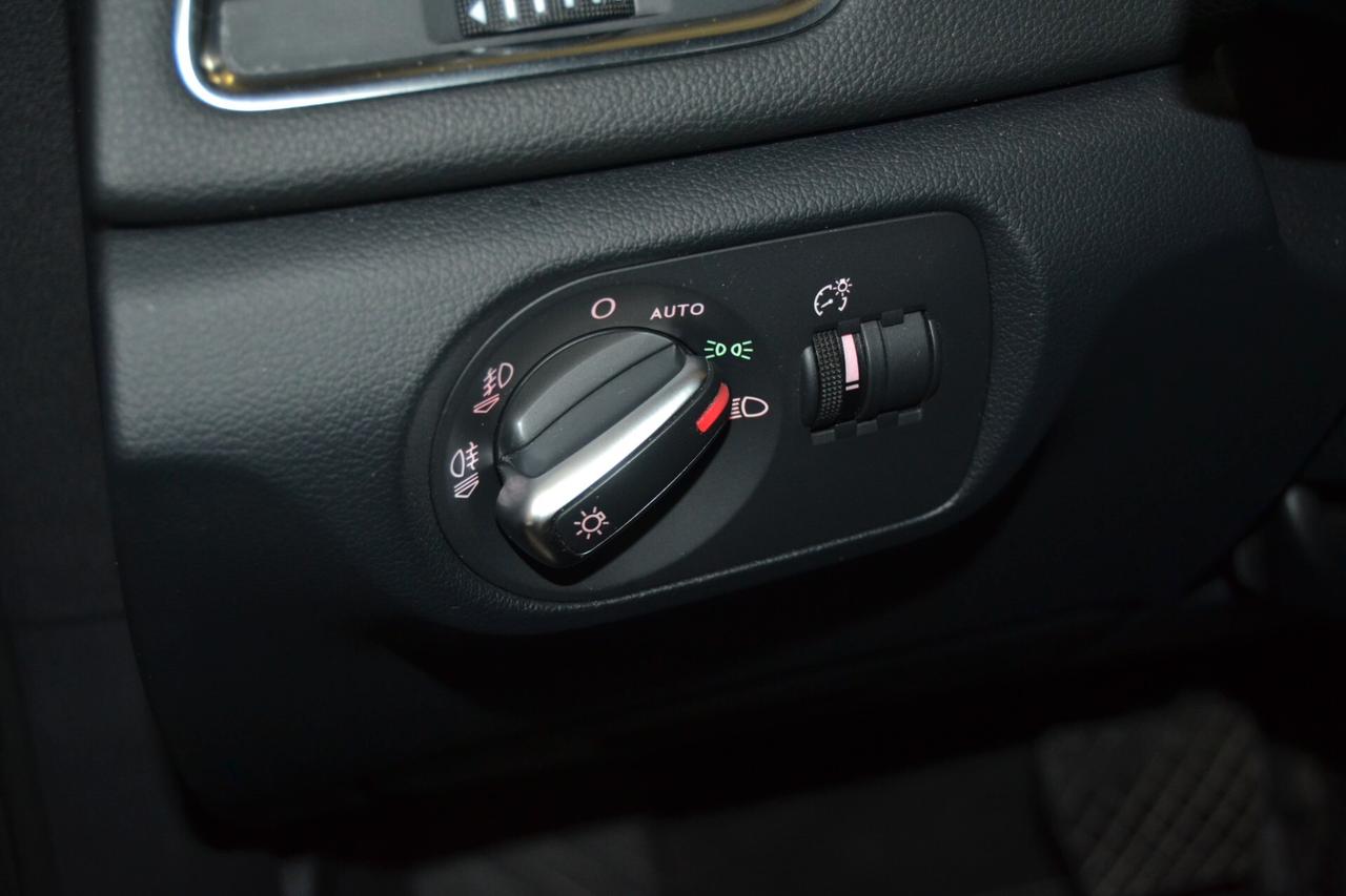 Audi Q3 2.0 TDI S-Line Quattro Tetto/Navi/Xenon