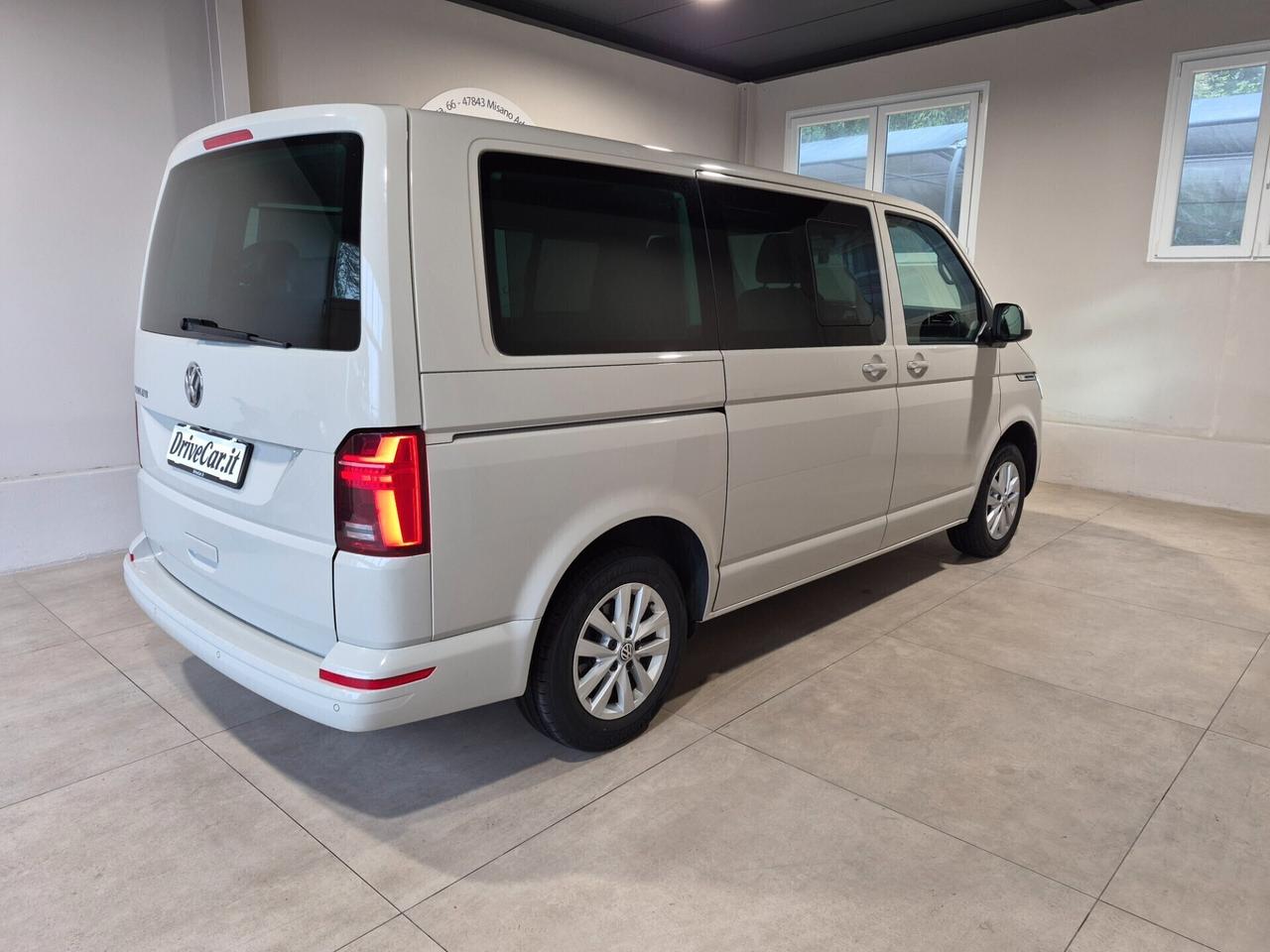 Volkswagen T6.1 Multivan 2.0 TDI COMFORTLINE DSG 150CV 7 POSTI PELLE NAVI RETROCAMERA ACC CARPLAY E ANDROID AUTO PORTE ELETTRICHE PREZZO + IVA 22%