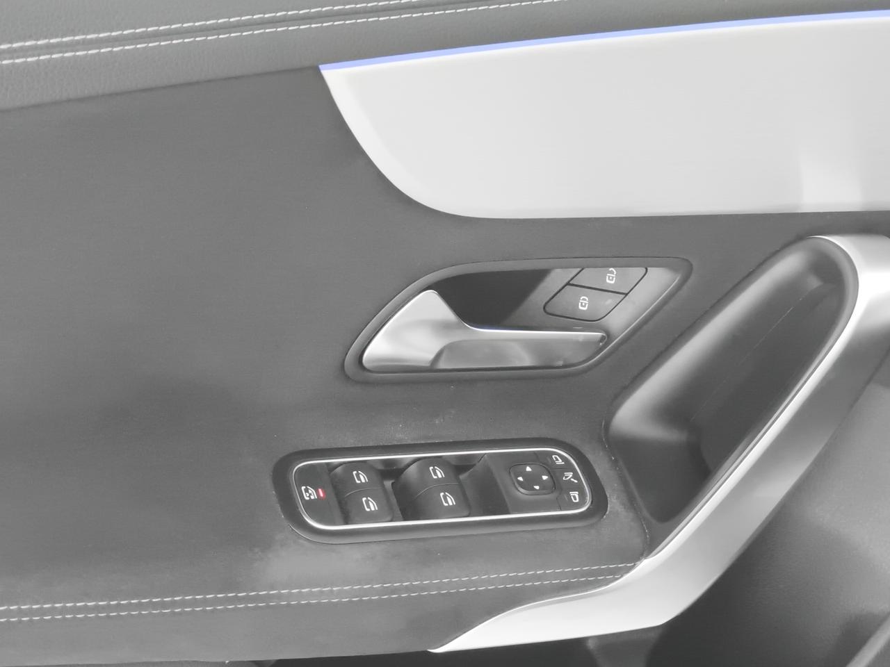 Mercedes Classe A A 180 d Premium Night edition