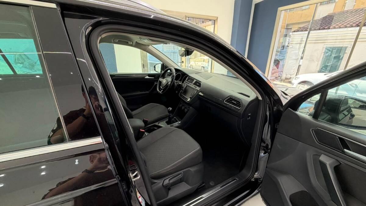 Volkswagen Tiguan Volkswagen Tiguan 1.6 tdi Business 115cv