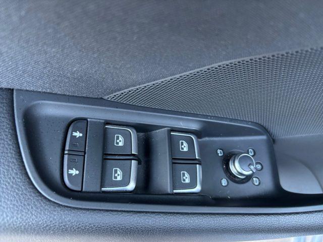 AUDI A3 SPB 30 TDI Sport GANCIO TRAINO