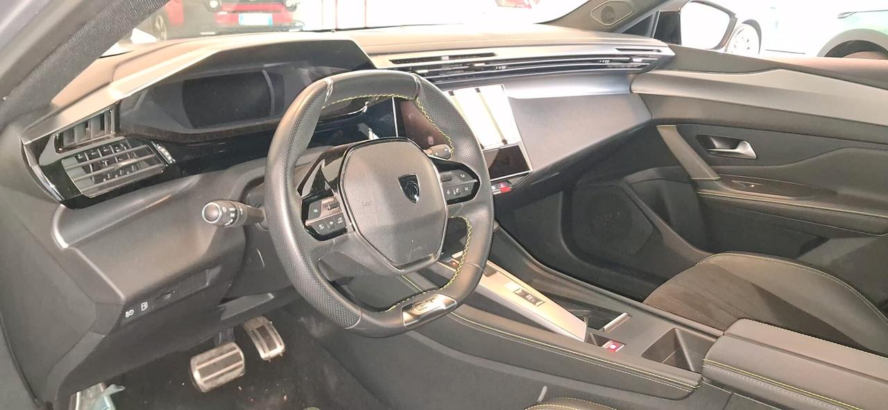 Peugeot 308 Plug-in Hybrid 180 e-EAT8 GT