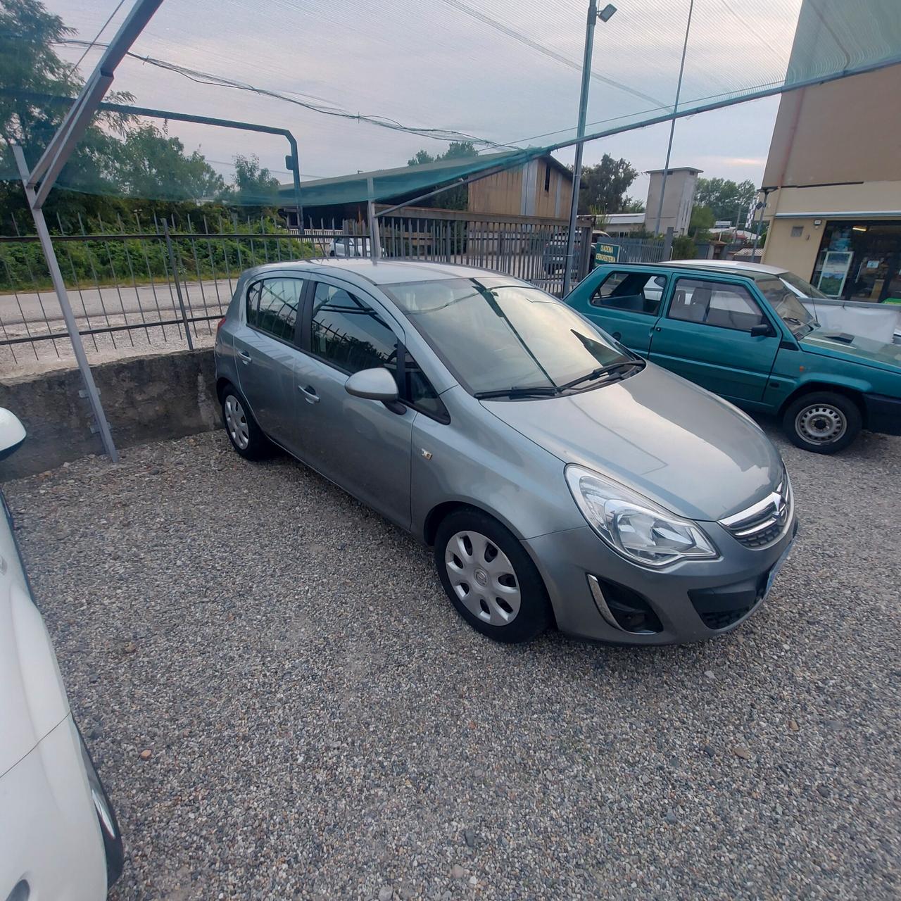 Opel Corsa 1.0 12V 5 porte Elective