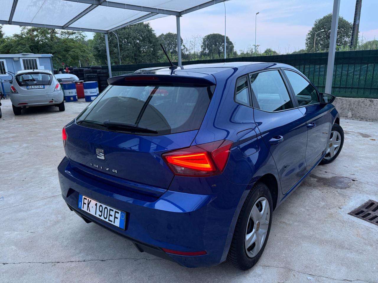SEAT IBIZA 2017 1.0 BENZINA EURO6B NEOPATENTATI